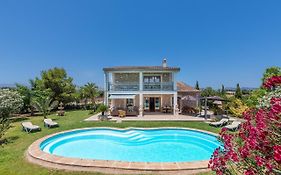 Can Costa - Quiet Villa With Private Pool